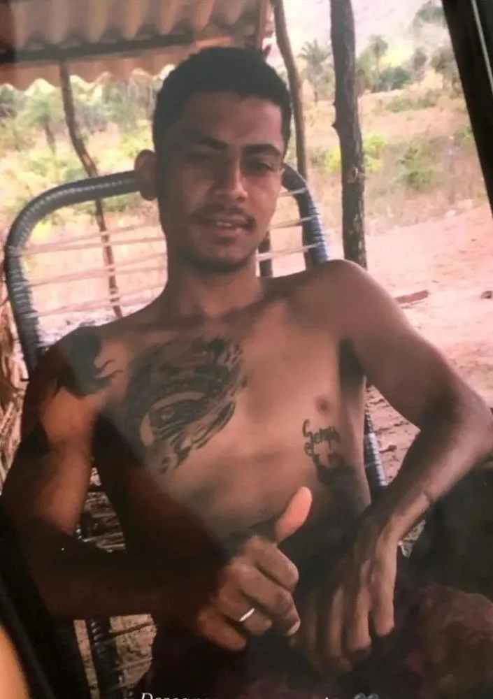 Fortaleza dos Nogueiras: indivíduo comete assalto, depois troca tiros, socos e pontapés com a polícia militar leva tiro e morre