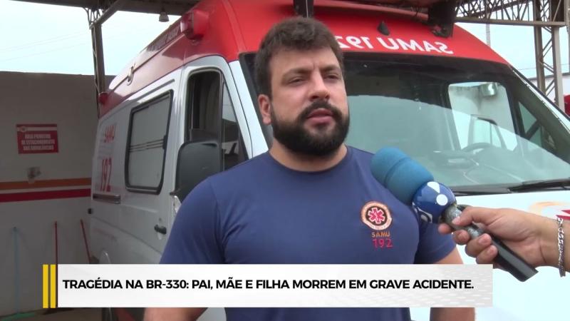 Acidente fatal Ma 006/BR 330: uma Van colidiu num veículo de passeio e morreram o pai, a mãe e a filha. (Gabigol)
